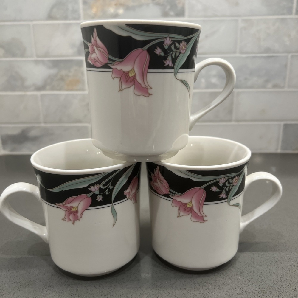 VTG. 1988 Set of 3 China Pearl SERENA Coffee Mugs/Tea Cups.